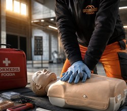 CORSO DI FORMAZIONE PER ADDETTI AL PRIMO SOCCORSO AI SENSI DEL D. LGS. 81/2008 E..